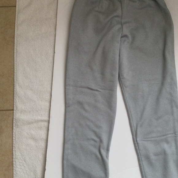 Youth TA Team Athletics Purple & Gold T-Shirt NWT, Under Armour Loose Fit Pants - Picture 7 of 9